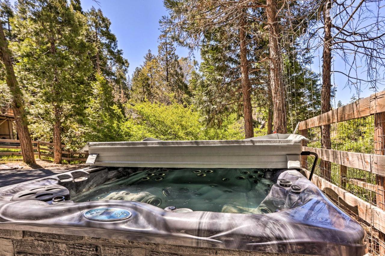 Spacious Lake Arrowhead Cabin With Jacuzzi Spa! Villa Exterior photo